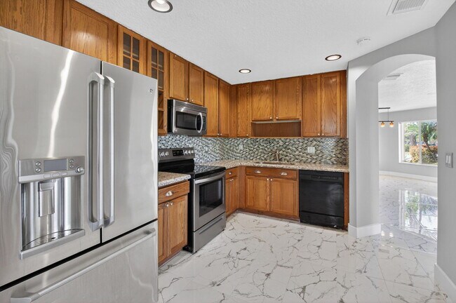 Building Photo - 1728 Arezzo Cir