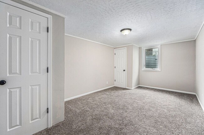Building Photo - 3 bed 2 bath Yutan Home For Rent