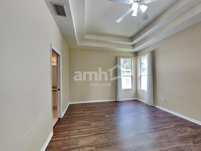 Building Photo - 4812 Sky Blue Dr