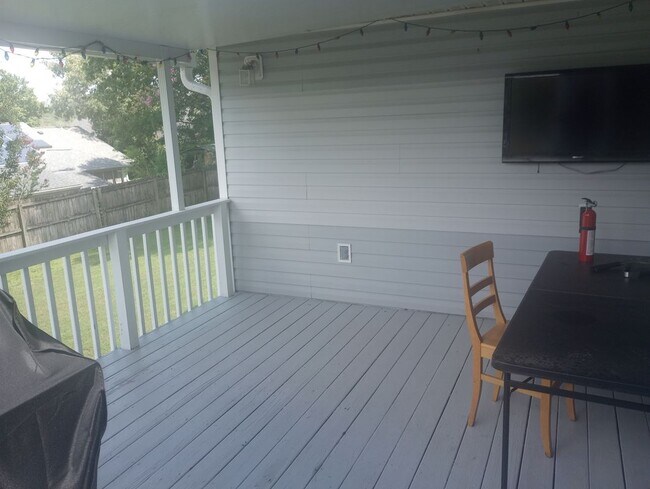 Building Photo - 518 Ridgecliff Ct