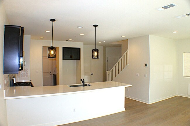 Building Photo - Hyde Park Gated Community with Resort Like Amenities