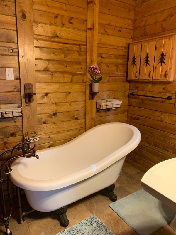 Building Photo - 1222 5th Ave SE