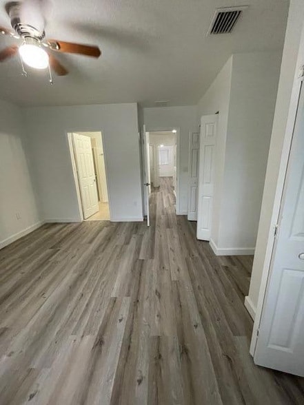 Building Photo - 4194 Napoli Lake Dr