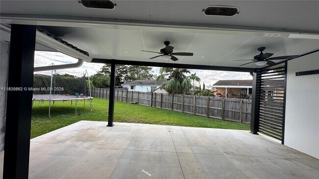 Building Photo - 13060 SW 262nd Terrace
