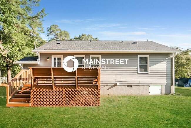 Building Photo - 3 Bedroom Pet-Friendly Home in GARNER, NC with Main Street Renewal