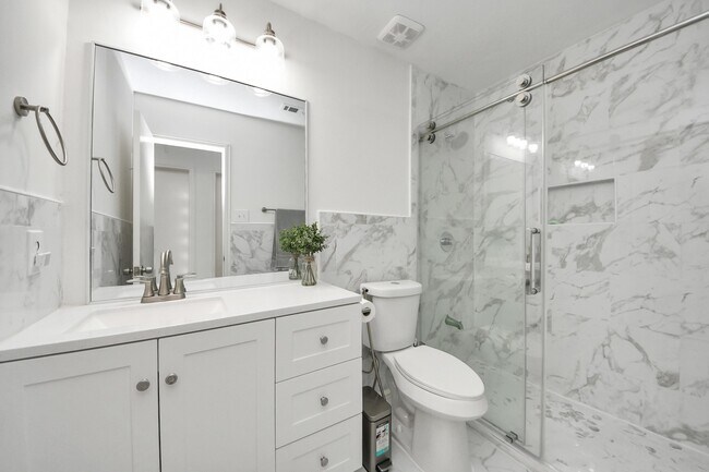 Building Photo - 20403 Blue Juniper Dr