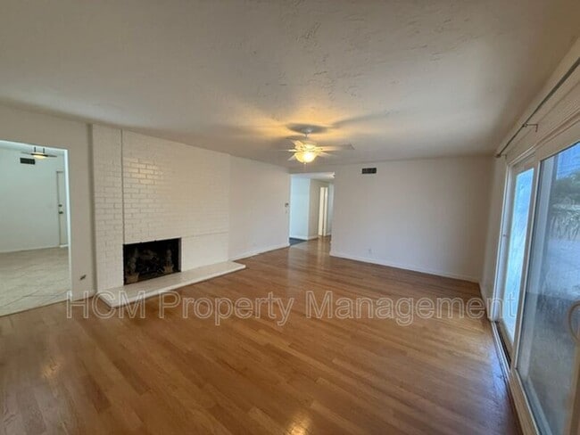 Building Photo - 16402 Birdie Ln