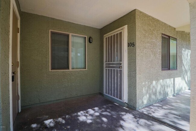 Building Photo - 2/2 condo in the heart of Sunnyslope