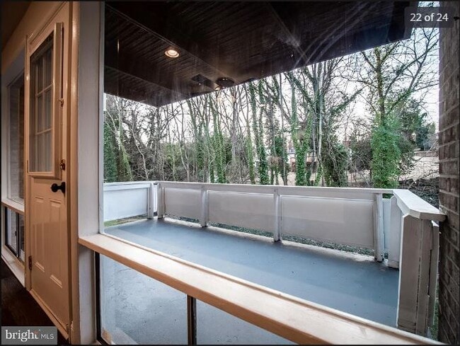 Building Photo - 567 Wilson Bridge Dr