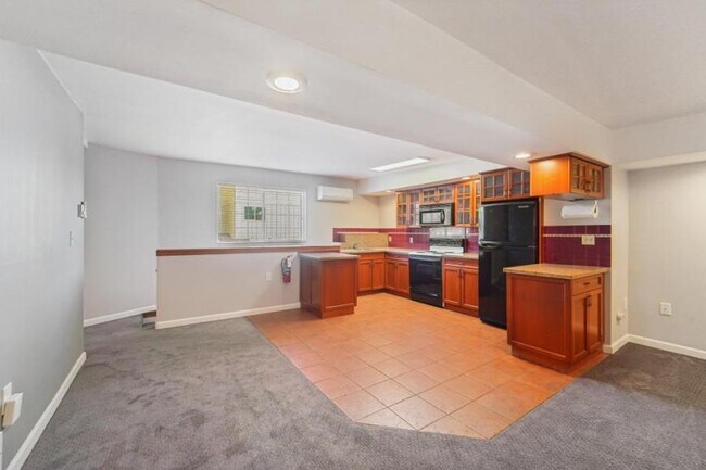 Building Photo - 1 bedroom in Seattle WA 98103