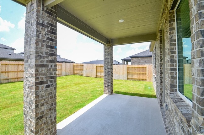 Building Photo - 9727 Rialto Hts Dr