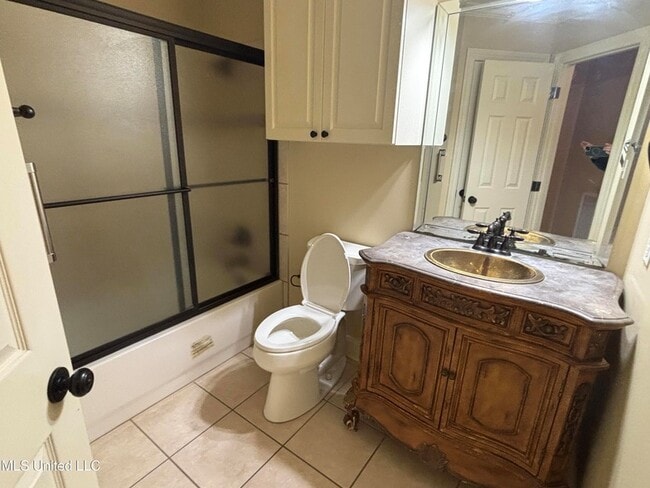 Building Photo - 132 Hillcrest Way