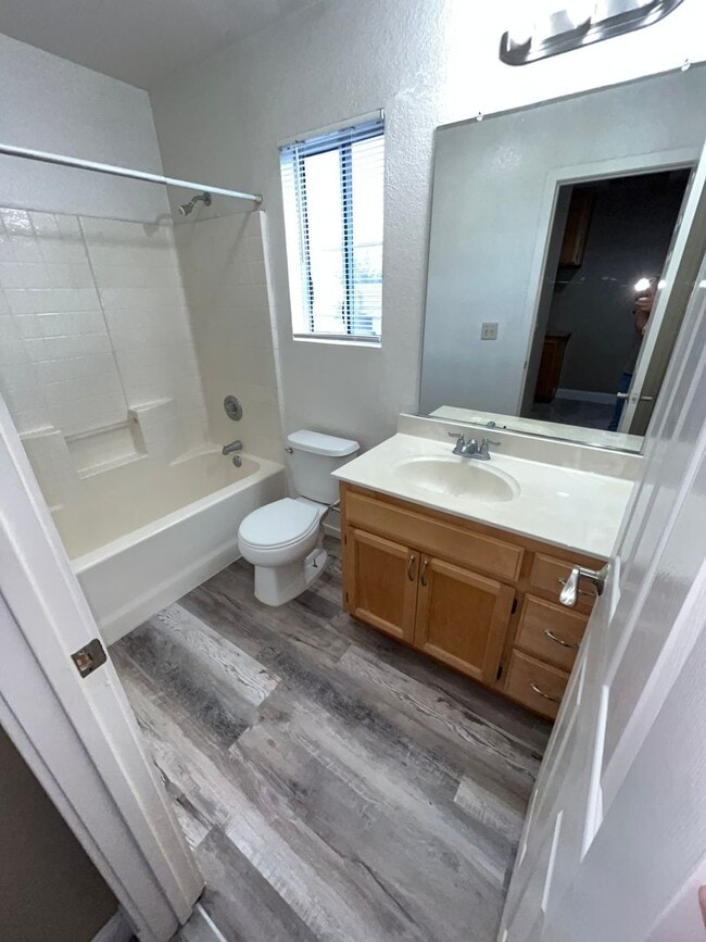 Building Photo - Gated 3BR|2.5BA|1508SF|2 Car Garage| Tenant pays $175 for WS&G | Community Pool, Clubhouse, & Fis...