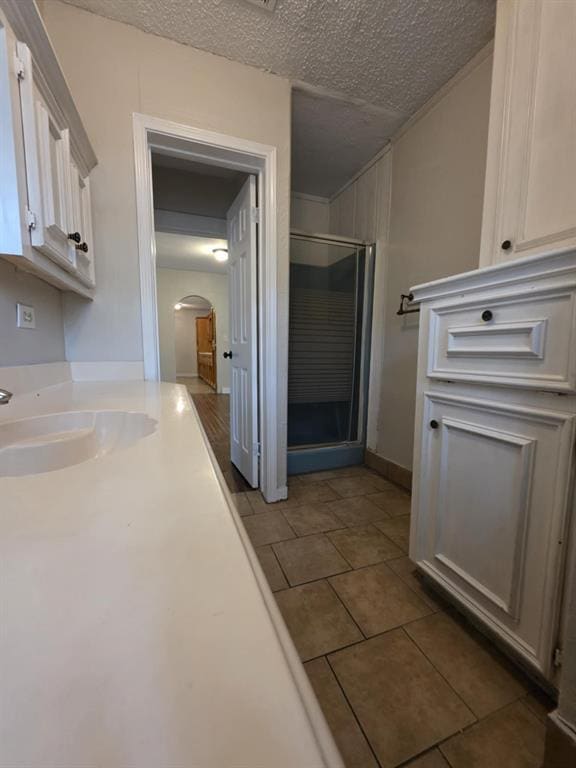 Building Photo - 6109 Saxon Dr