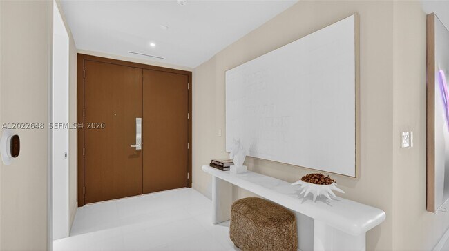 Building Photo - 300 Biscayne Blvd