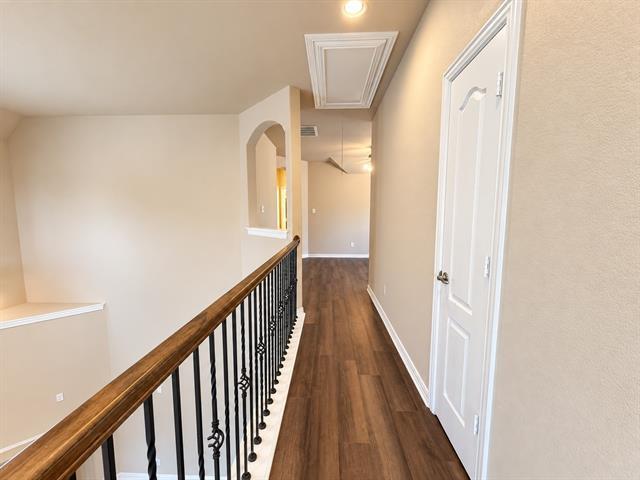 Building Photo - 1572 Barksdale Dr