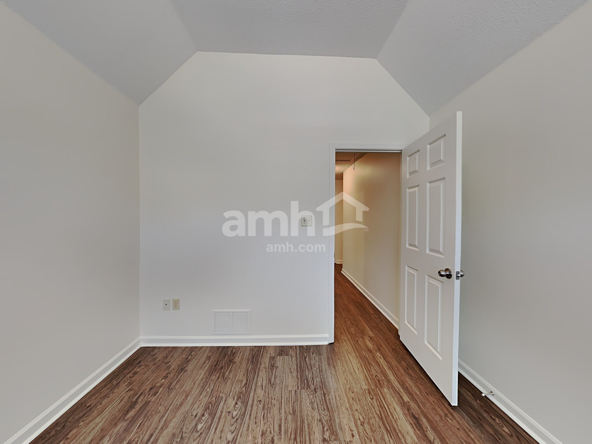 Building Photo - 4343 Shiney Point Cv