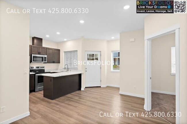 Building Photo - Move-in Ready in Tacoma, WA