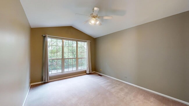 Building Photo - 1237 Cranbrook Dr
