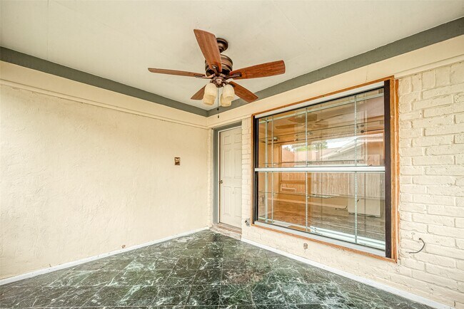 Building Photo - 9318 Benning Dr