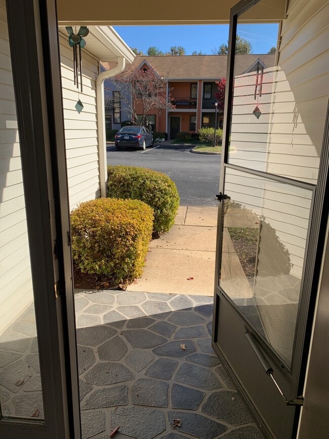 Building Photo - 1146 Mill Park Dr