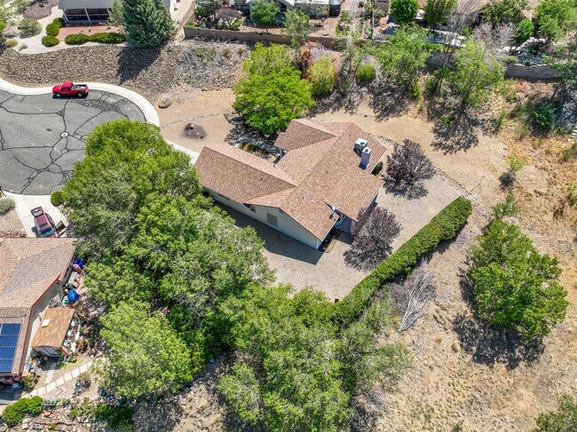 Building Photo - 3 Bedroom, 2 Bath, 2 Car Garage For Rent in Prescott!