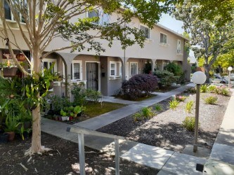 Building Photo - 350 Lynn Ave