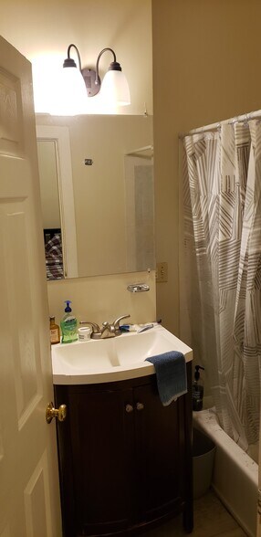 Building Photo - 51 Hemenway St