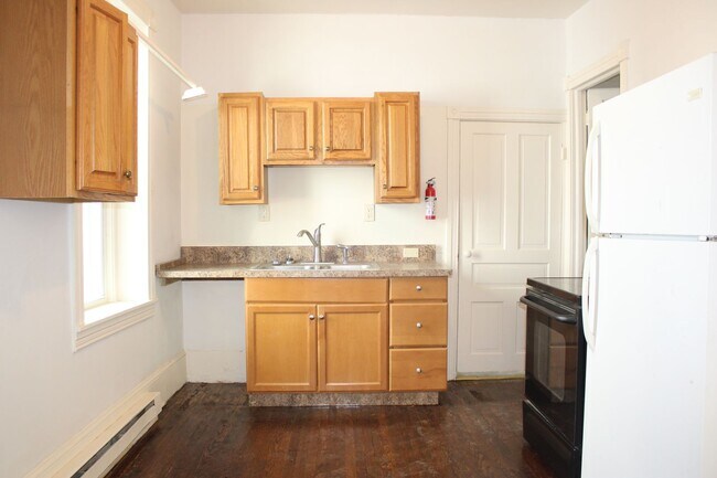 Building Photo - 118 W Main St, Windsor, PA 17366