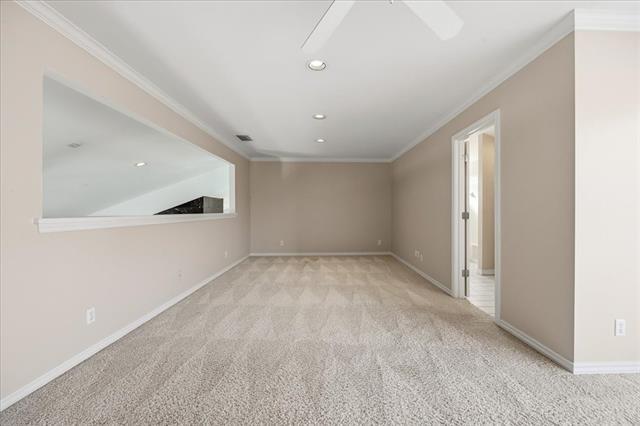 Building Photo - 22 1 Main Pl