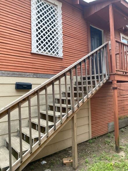 Primary Photo - 256 E 75th St