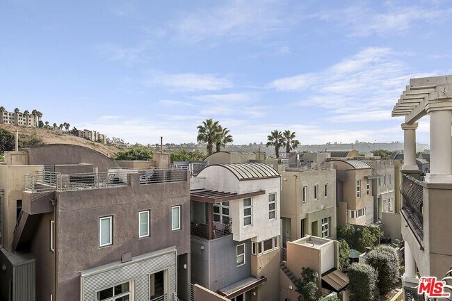 Building Photo - 13020 Pacific Promenade