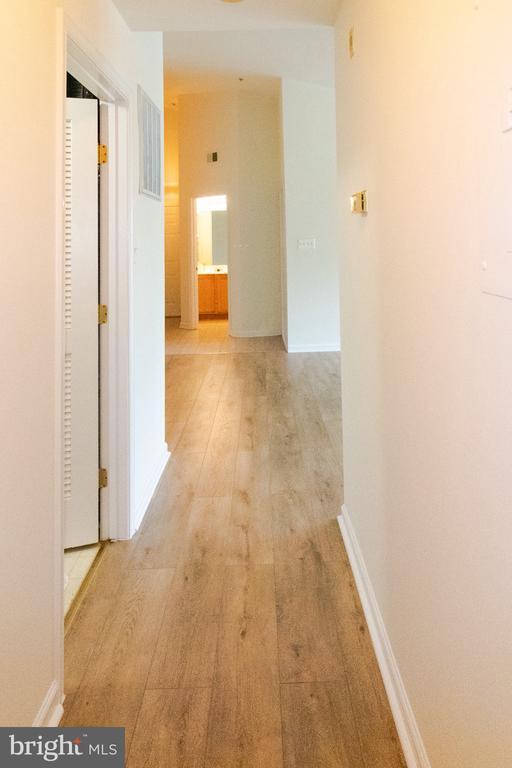 Building Photo - 7505 Calderon Ct