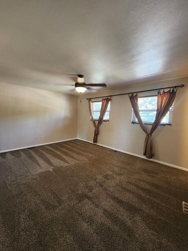 Building Photo - Available NOW!!