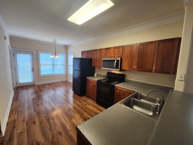 Building Photo - 115 Artisan Pl