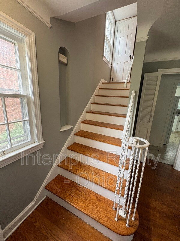 Building Photo - 3882 Faversham Rd