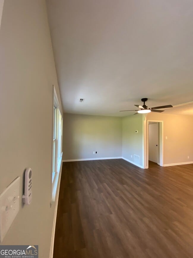 Building Photo - 1367 Stripling Chapel Rd