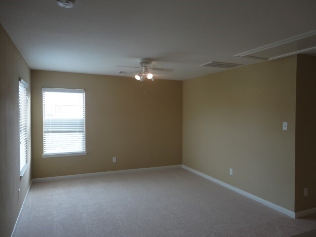 Building Photo - 6703 Providence View Ln