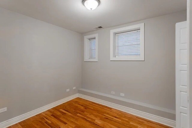 Building Photo - 1520 W Addison St