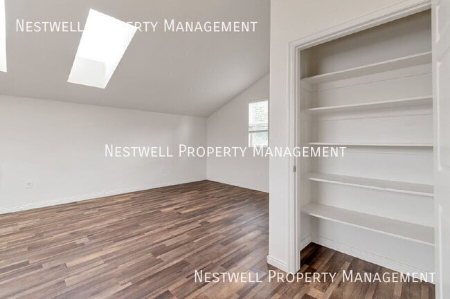 Building Photo - 11514 S Lake Run Rd