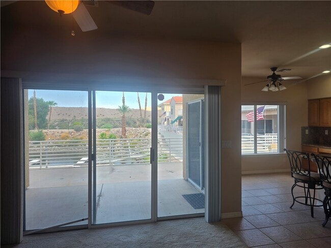 Building Photo - 1825 E Shore Villas Dr