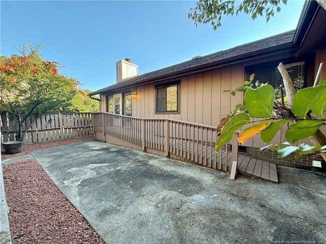 Building Photo - 6722 Irongate Dr