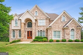 Building Photo - 4402 Income Cir