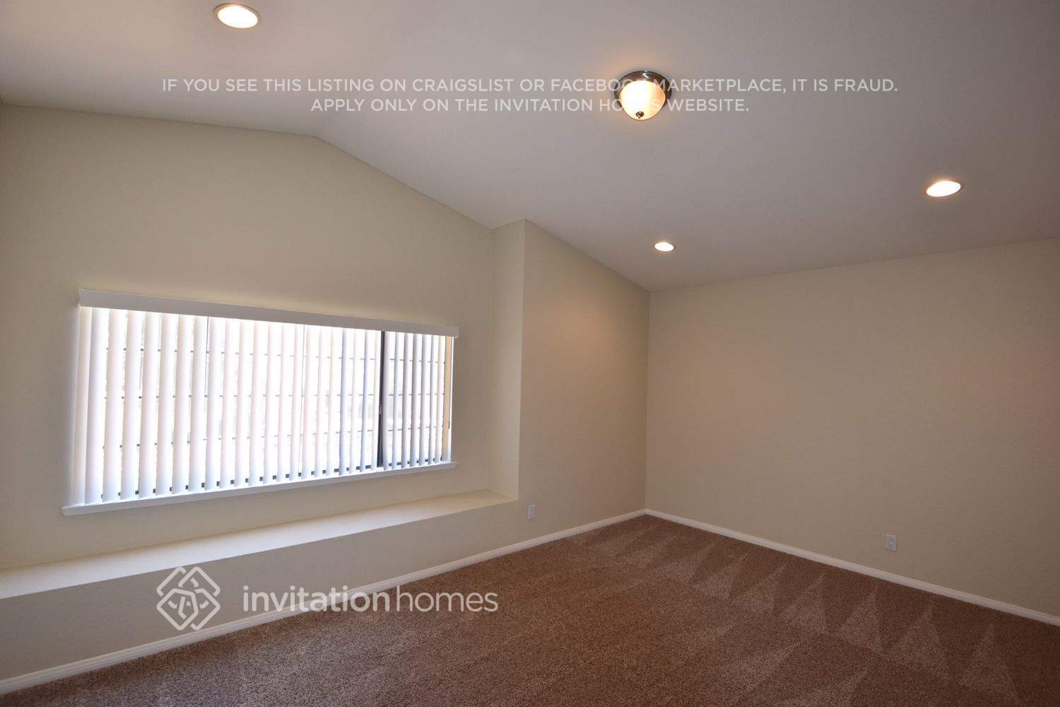 Building Photo - 4811 Cocina Ln