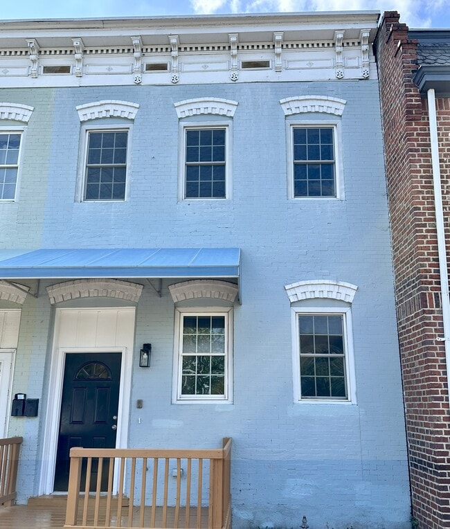Building Photo - 2317 Venable St
