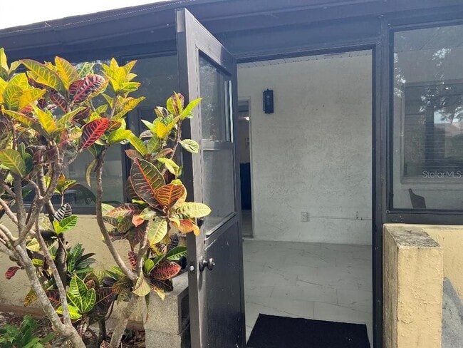 Building Photo - 1220 13th Cir SE