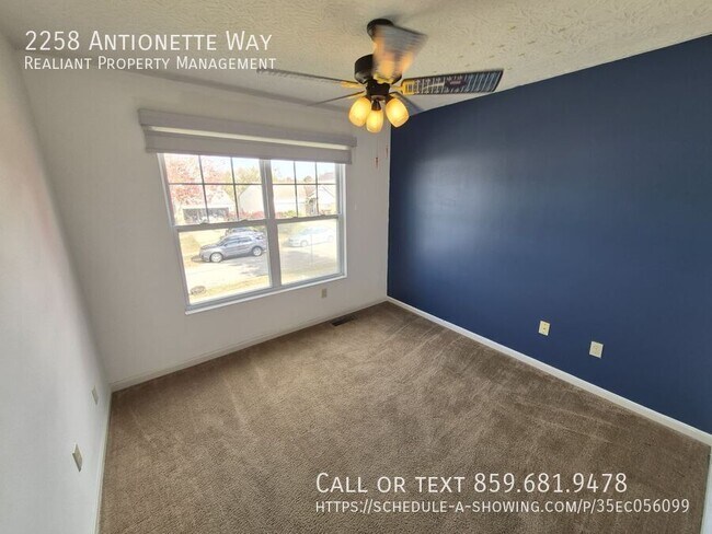 Building Photo - 2258 Antoinette Way