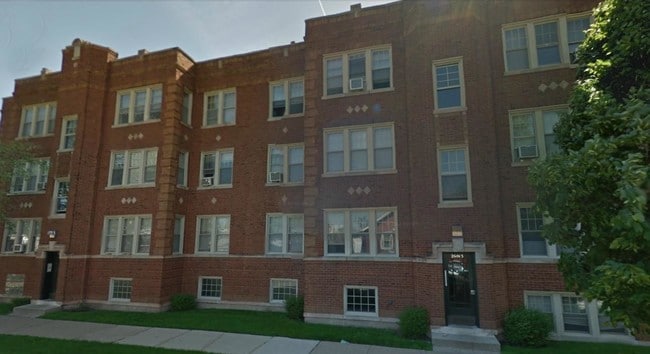 Building Photo - Cagan Northwest Chicago Apartments