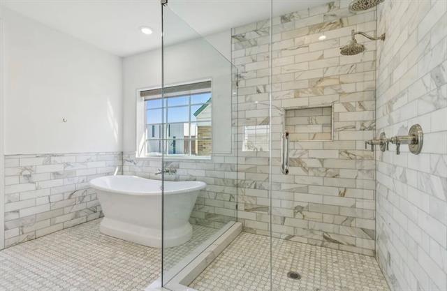 Building Photo - 5800 Goodwin Ave