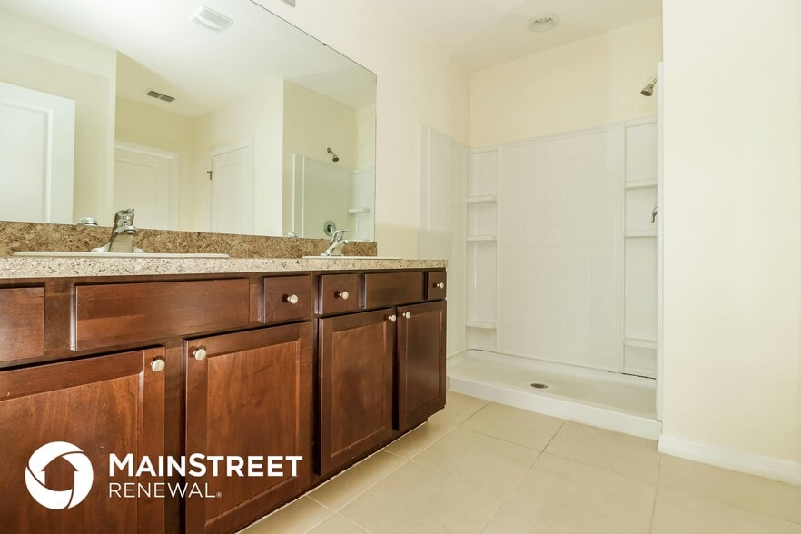 Building Photo - 14623 Potterton Cir